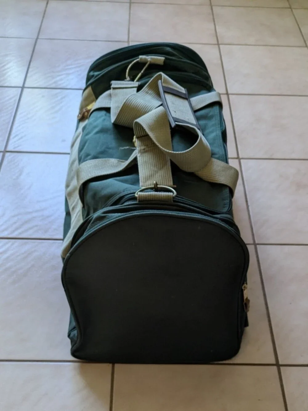 Rain Bird Gemline Green Travel Duffel Luggage Bag